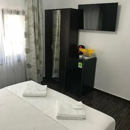 Guest house Vila Black&white