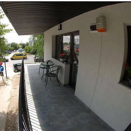 Guest house Vila Black&white *