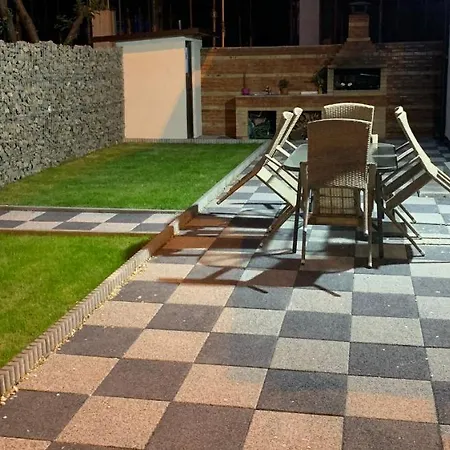 Guest house Vila Black&white